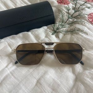 Prada sunglasses PR58YS